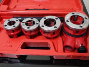 Gwintownica Reczna Do Rur Z Grzechotka Narzynka 4-8