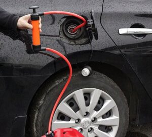 Pompka Reczna 4w1 do Spuszczania Paliwa Oleju Wody-11