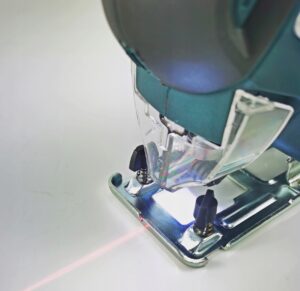 WYRZYNARKA PILA 1300W QUICK FIX +LED+LASER+11XNOZE-2